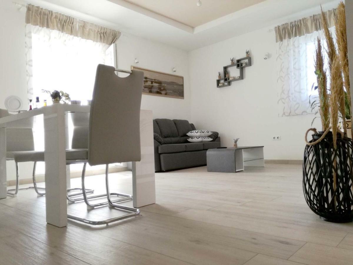 Apartments Dalmatino Rukavac  Ngoại thất bức ảnh